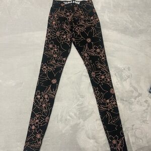 🌸Nike Black Floral Leggings